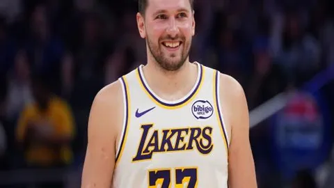 赫斯基：德甲与欧冠双冠助力凯恩角逐金球奖